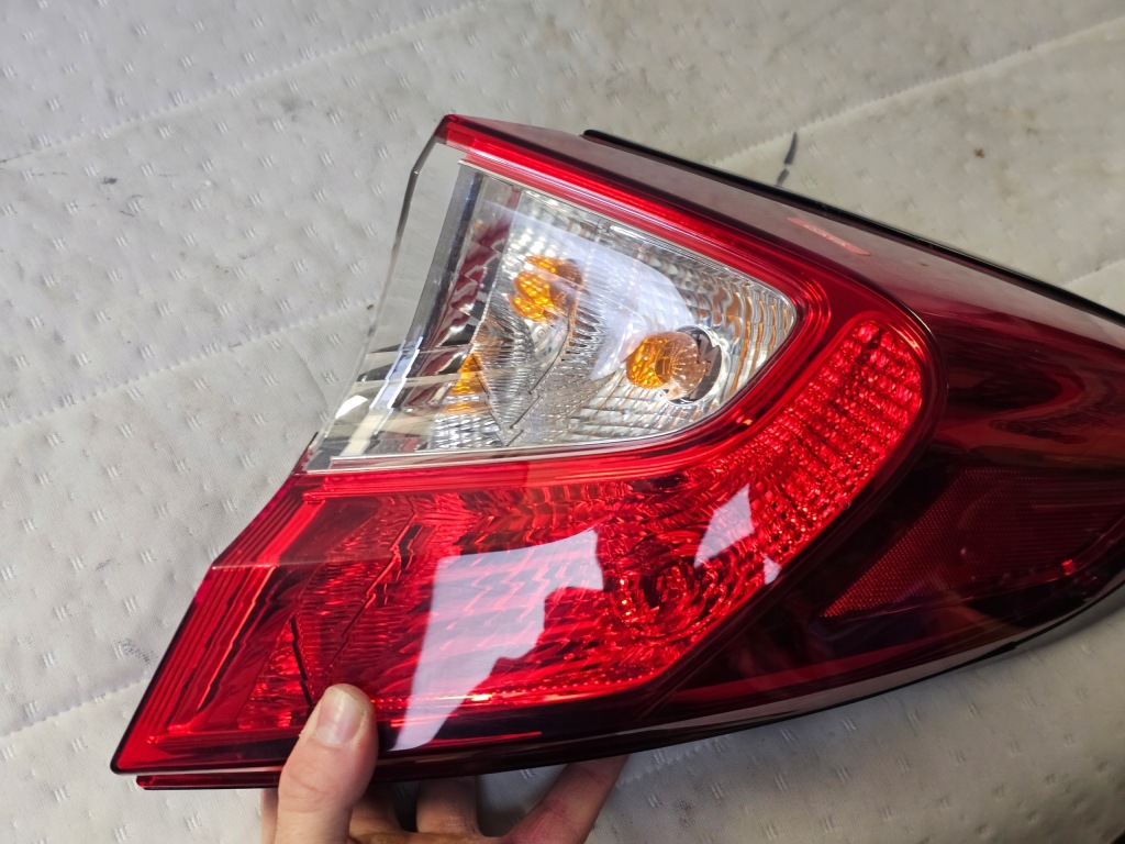фото №4, Лампа фара задняя задняя правая правый toyota chr c-hr 81550-f4010 r509