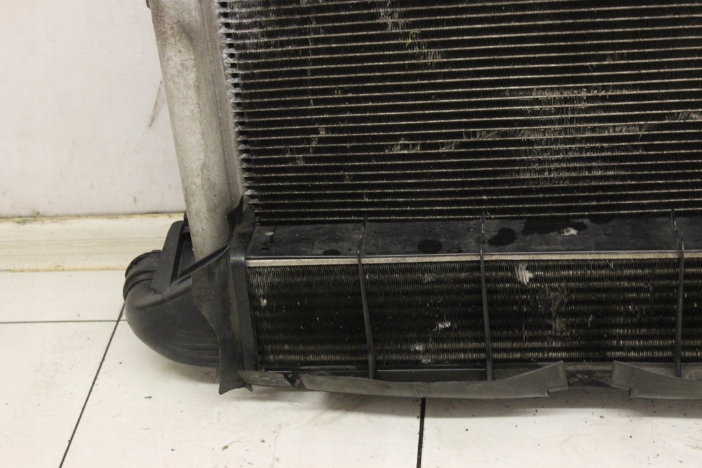 фото №9, Радиатор + вентилятор mercedes c w203 1.8 b t