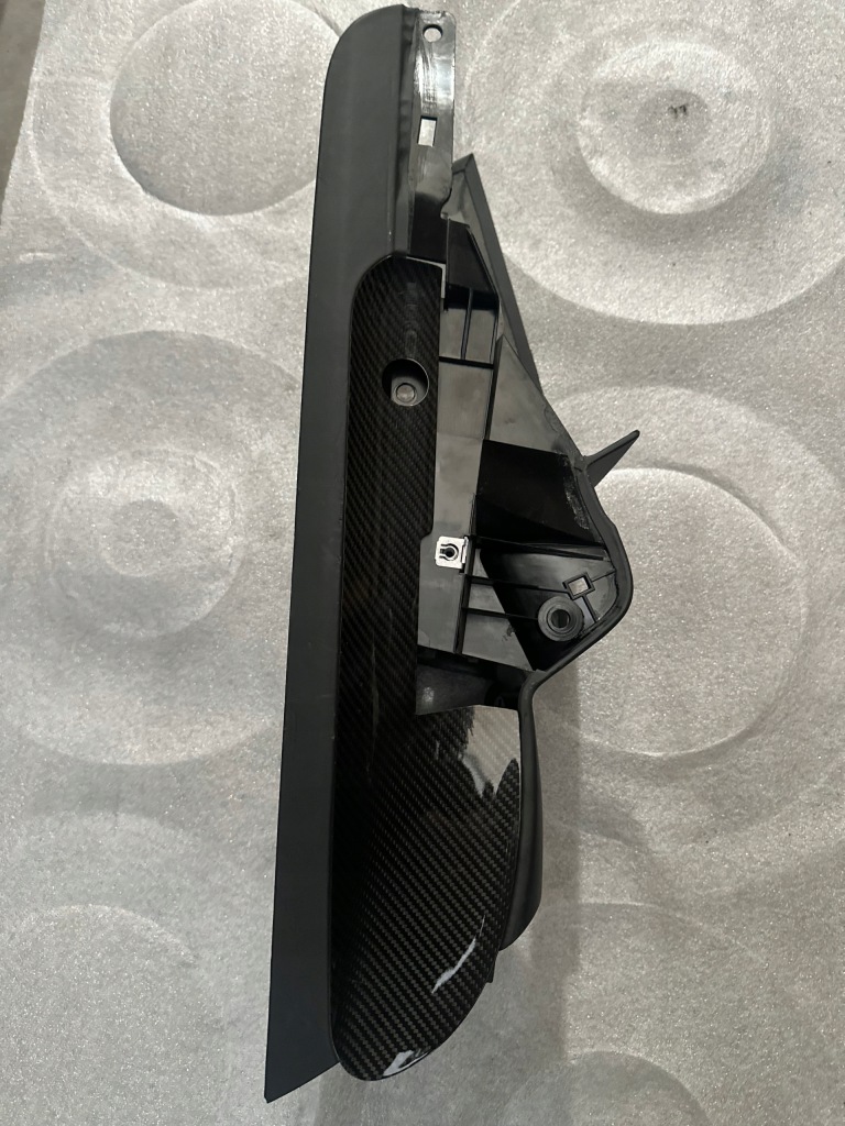 фото №3, Audi r8 туннель средний 423863243.....