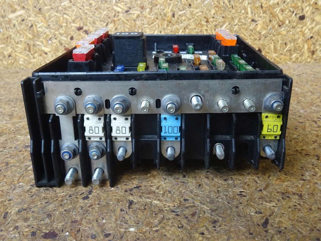 фото №12, Vw sharan seat alhambra 7n 10-20 коробка основание предохранителей 3c0937125