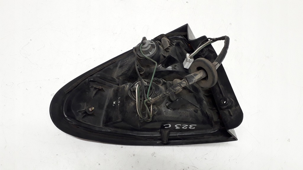 фото №12, Mazda 323c 323 c 94-97 лампа задняя комплектная