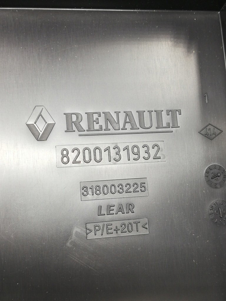 фото №3, Корпус коробка запобіжників espace 8200131932