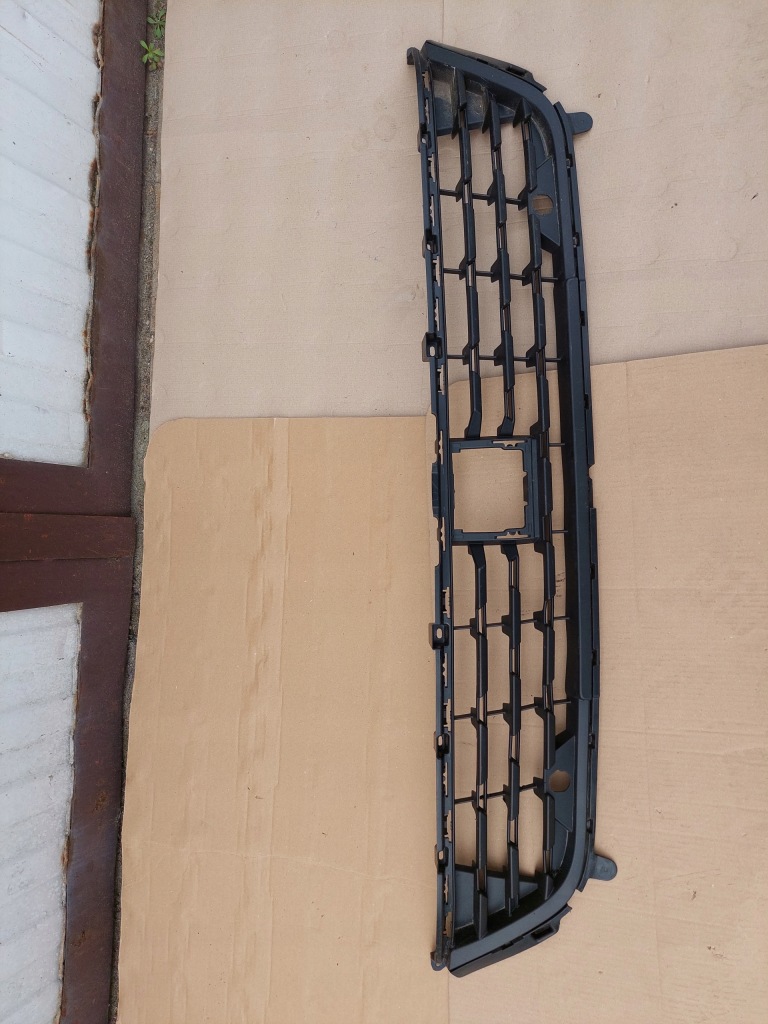 Купити Renault kangoo 4 iv 3 iii 21r-- решітка бампера передній перед pod радар