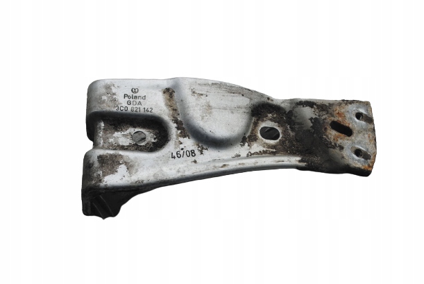 фото №1, Кронштейн кронштейн крила правий vw passat b6