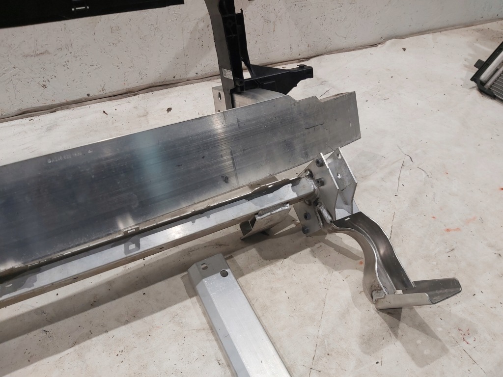 фото №9, Pas передний усилитель mercedes w117 w176 w246