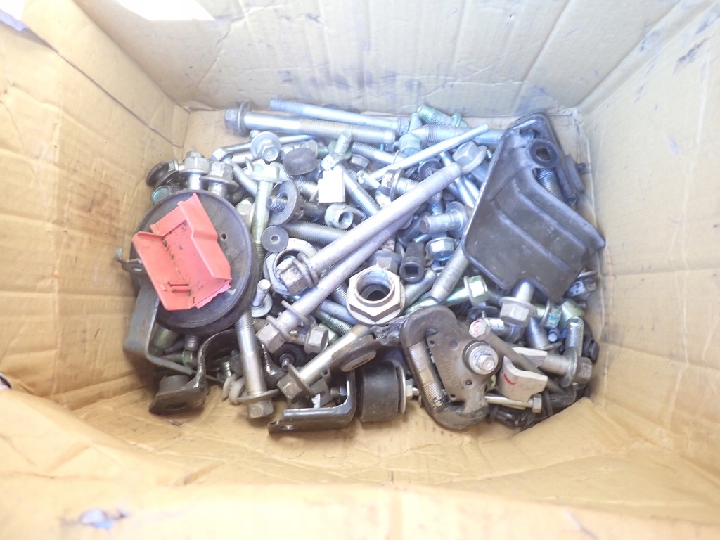 фото №1, Болти гайки прокладки kpl. honda odyssey 2018