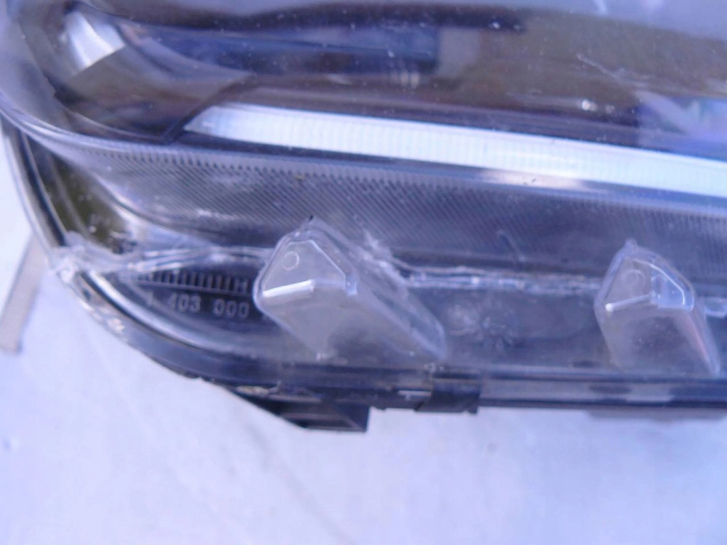 фото №14, Dacia duster ii лампа передняя левая led h7