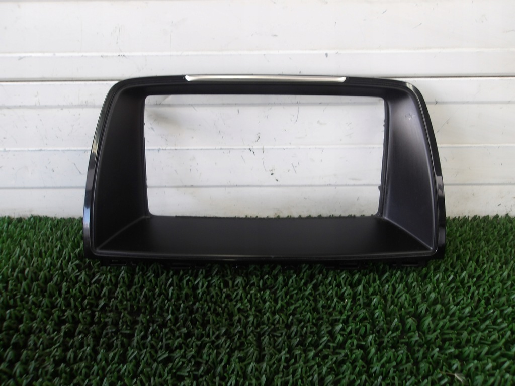 фото №1, Mazda 6 gj 13- рамка дисплея навігації navi