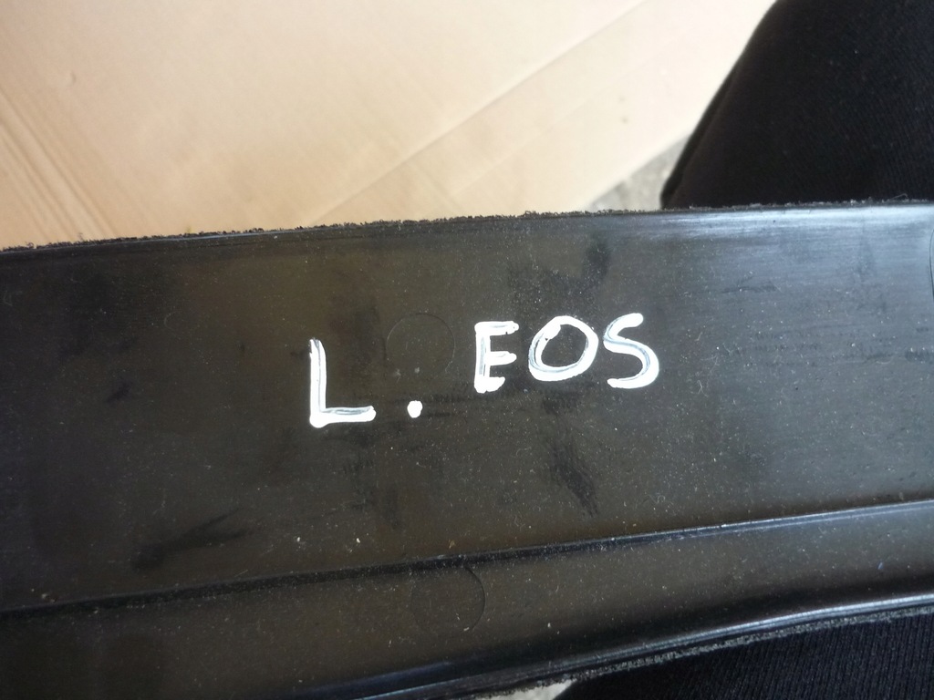 фото №12, Захист стійка молдинг ліва vw eos 1q0871375