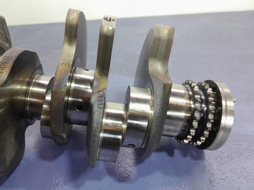 Audi a4 b8 2.7 tdi 190 km cgka wał коленчатый 059101aj Недорого