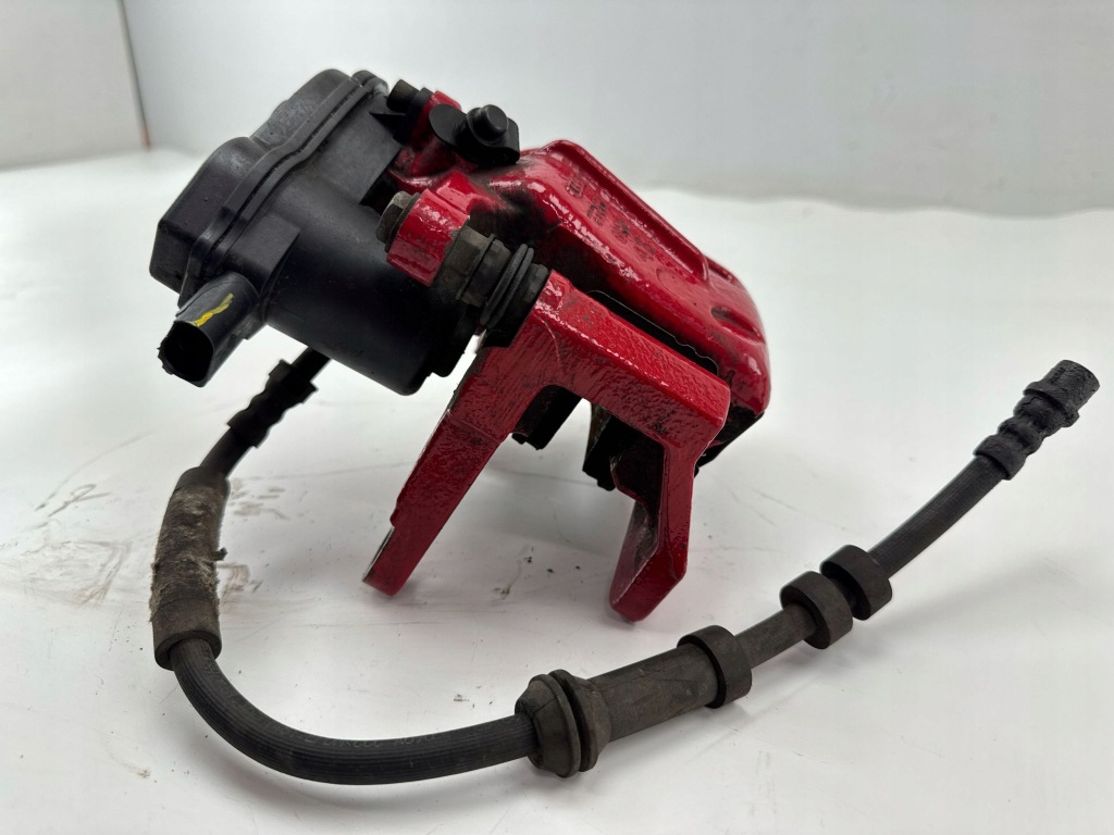 фото №6, Audi rs6 c7 2016 задняя задний суппорт тормозной