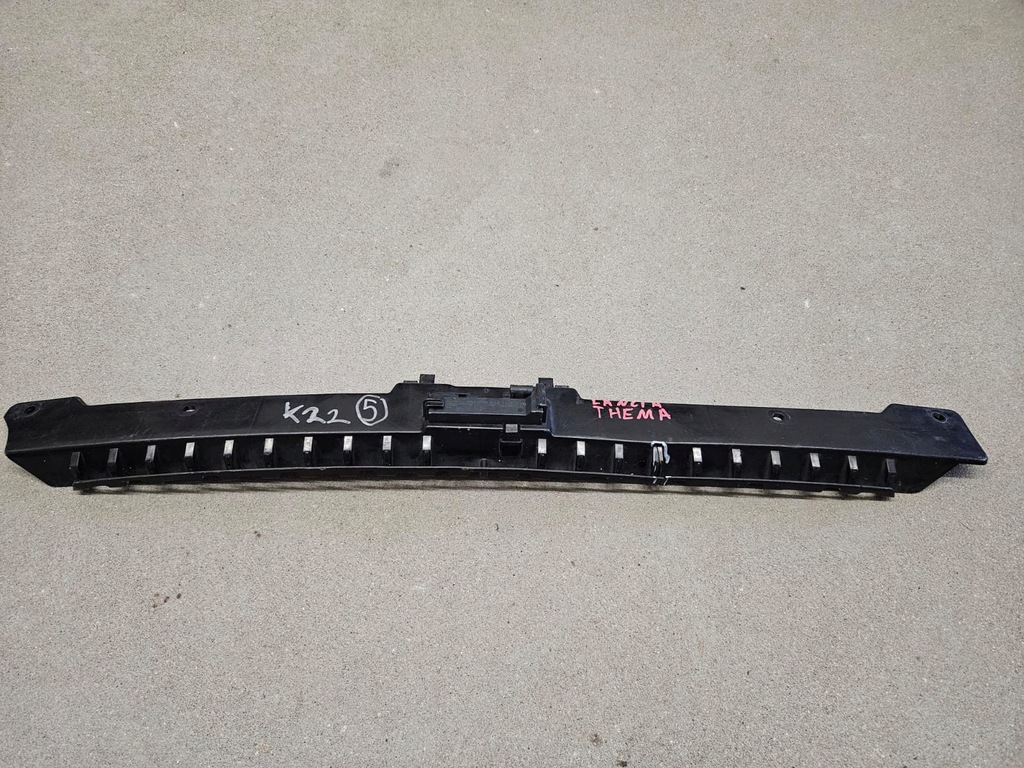 фото №1, Lancia thema ii 11- направляющая бампера задняя средний 68046498ac