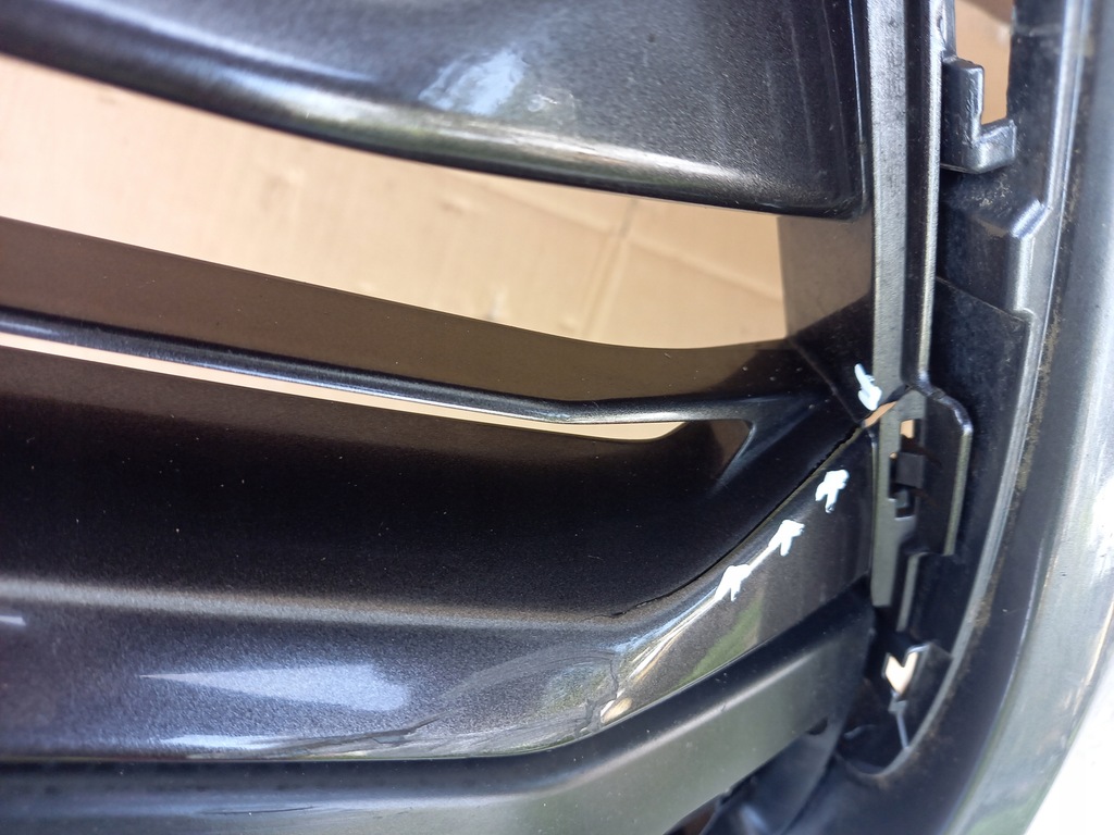 фото №4, Lexus nx бампер передний решётка радиатора решётка радиатора перед оригинал!