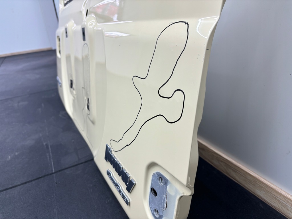 фото №12, Suzuki jimny iv 2018r-- крышка багажника багажника задняя poznań ==giełda==