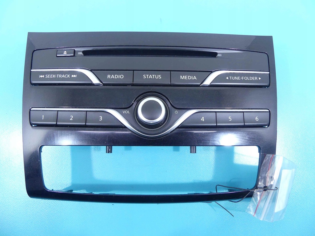 фото №1, Панель радіо infiniti qx30 q30