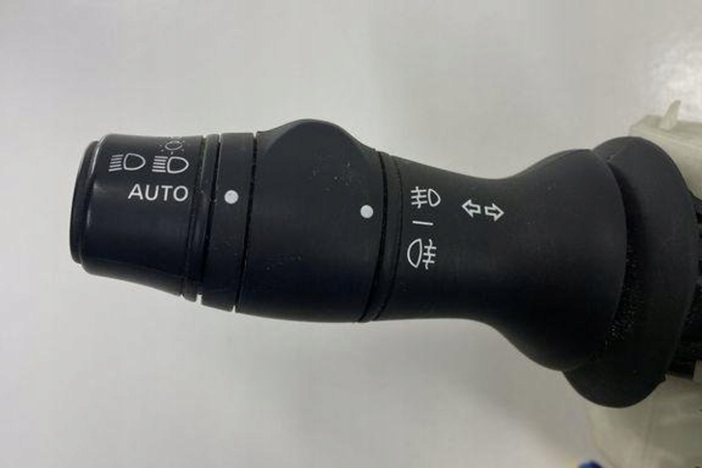 фото №7, Переключатели renault grand scénic iii jz0/1_ 255670019r 1.46l дизель 2011