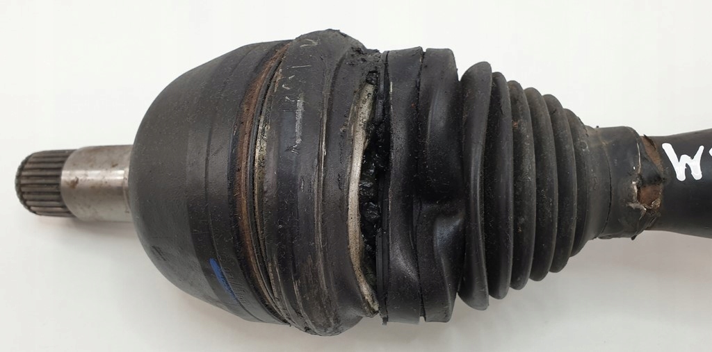 Привідний вал ліва mercedes w176 1.5 cdi Доставка