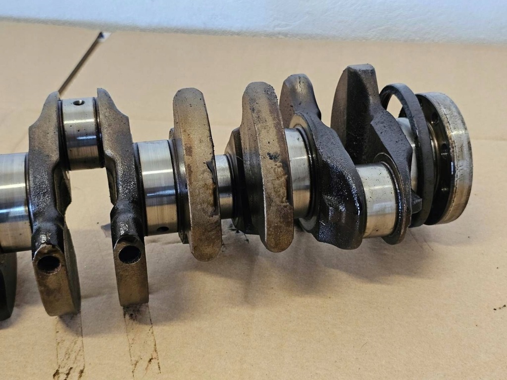 Wał коленчатый volvo xc60 xc70 v70 s80 v50 s40 c30 c70 2.5t b5244t с Разборки