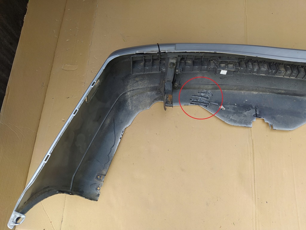 фото №13, Бампер задняя задний - mitsubishi carisma