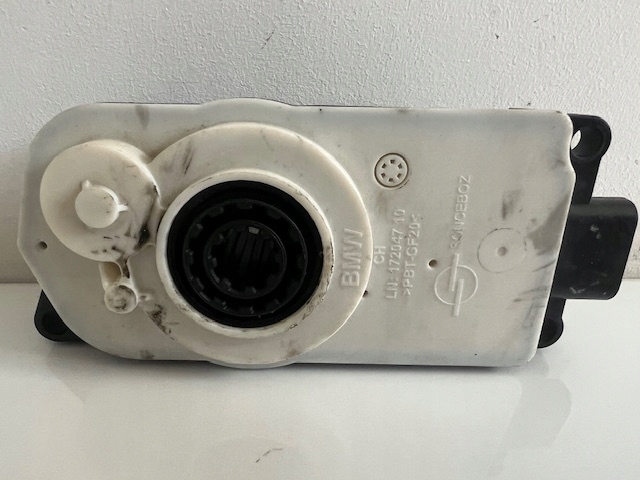 фото №1, Моторчик шторка перед bmw g20 g21 9881645