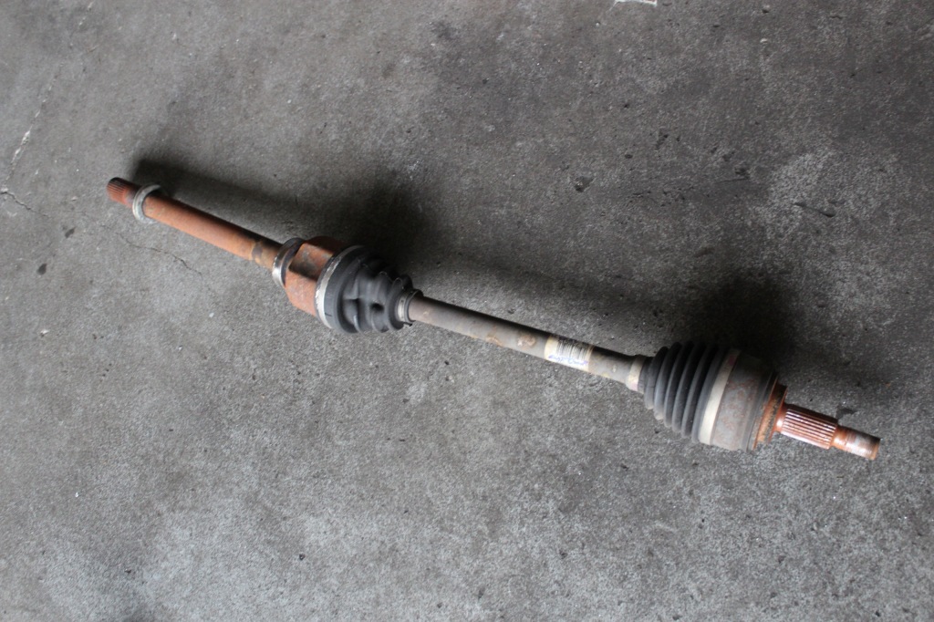 фото №1, Renault scenic iii 2.0 dci приводной вал правая автоматическая коробка передач