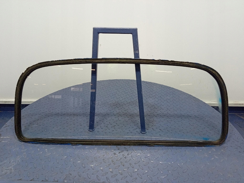 фото №1, Vw garbus beetle 54-73 стекло лобовое передняя