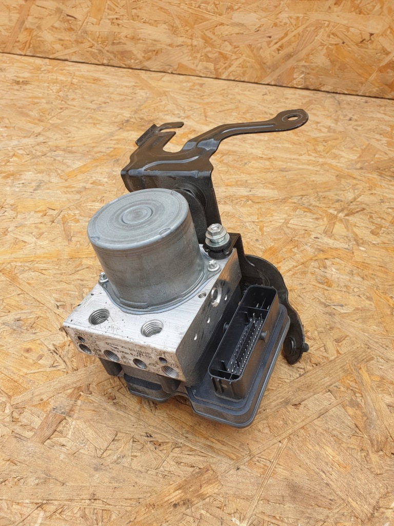 фото №1, Jaguar f-pace насос abs lx73-14f447-ae