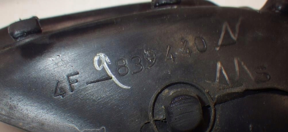 фото №12, Прокладка стекло правый задняя 4f9839440n audi a6 c6 s6