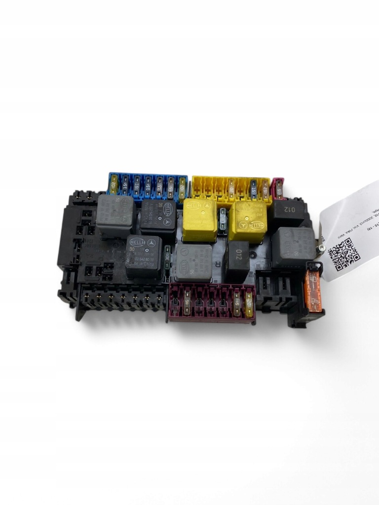 Купити Mercedes-benz gls x166 коробка запобіжників a1669068201