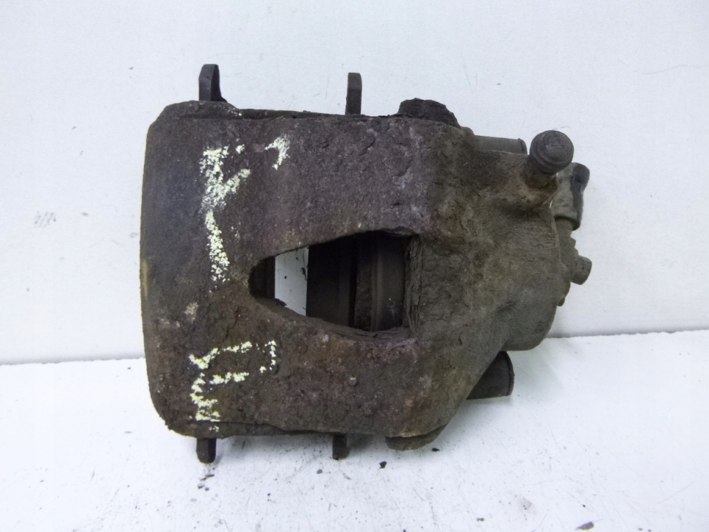 фото №1, Суппорт тормозной перед audi a3 8l 1.8 98r.