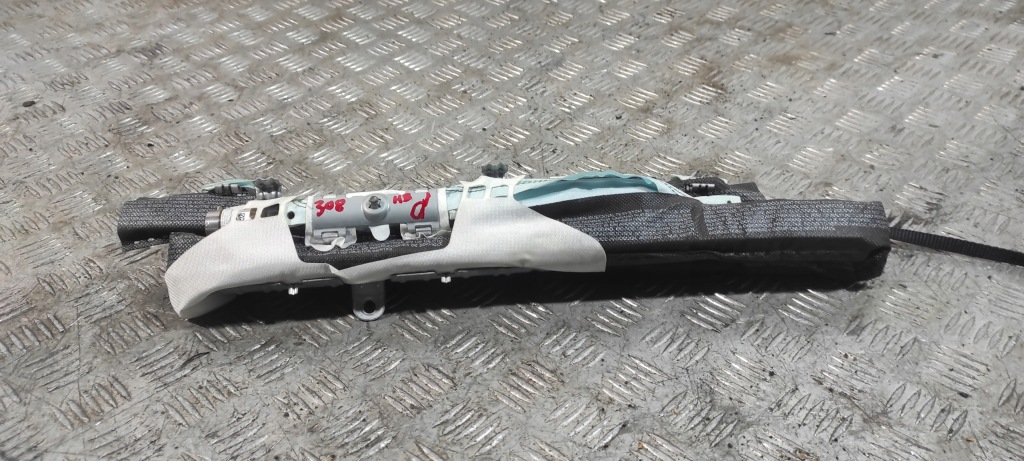 Купити Шторка безпеки права peugeot 308 i t7 07-