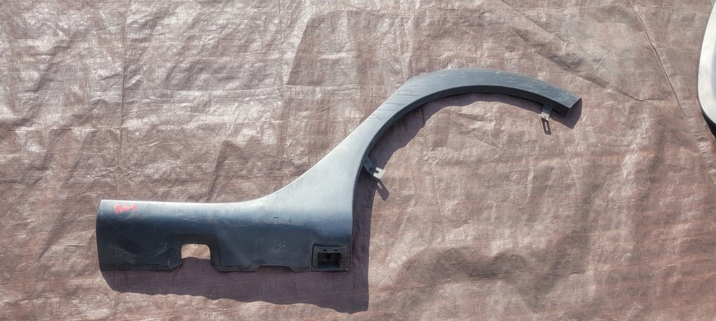 фото №1, Молдинг крыла левый задняя dacia sandero stepway ii