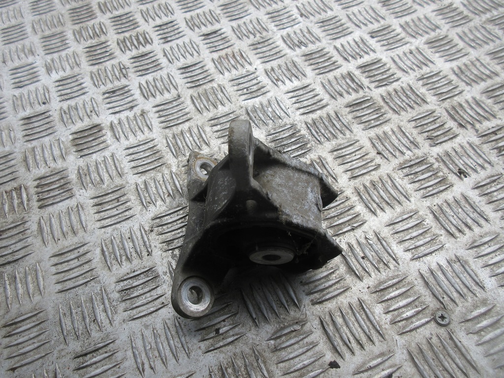 фото №1, Honda civic ix sedan 12-16 кронштейн подушка