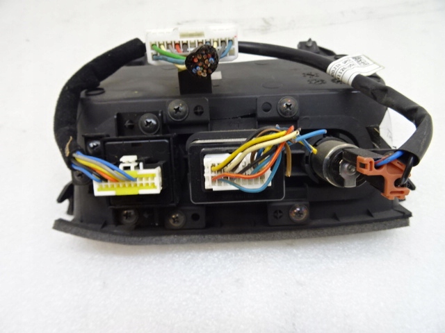 фото №7, Kia sportage iii бардачок полка разъём usb aux 12v 84631-3u010