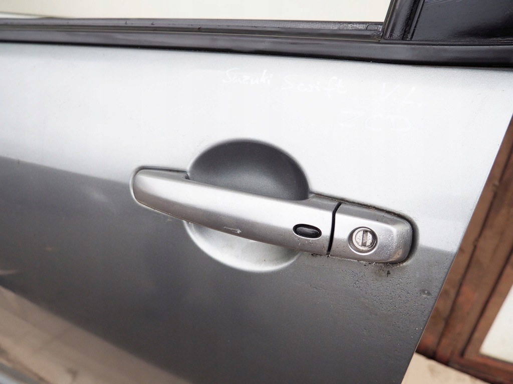 фото №7, Suzuki swift 2005-10 дверь левая перед передние цвет zcd