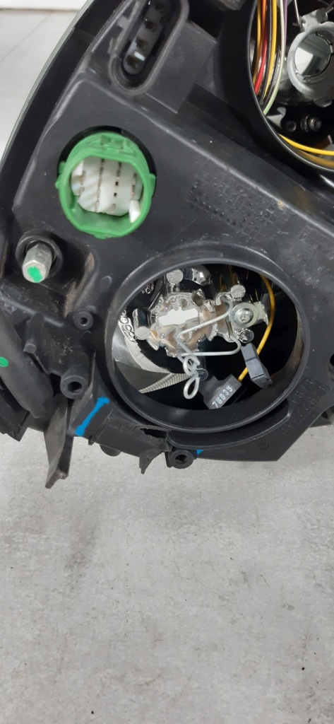 Alfa romeo giulietta фара лампа правий перед 00505308780 Зі Шроту