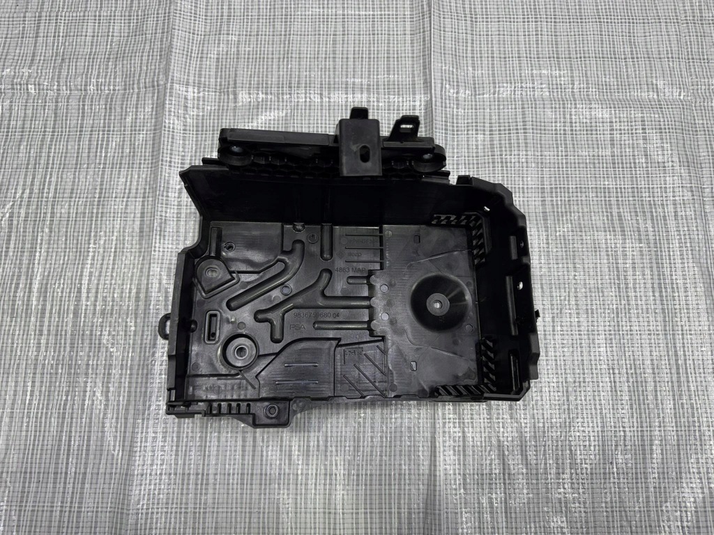 Купить Основание аккумулятор fiat 600 e 9836759680