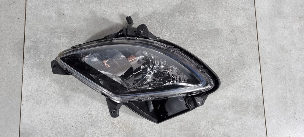 фото №1, Hyundai i20 противотуманная фара правый