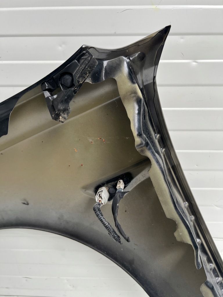 Tesla 3 рестайлінг  крило правий fender правий Оригінал