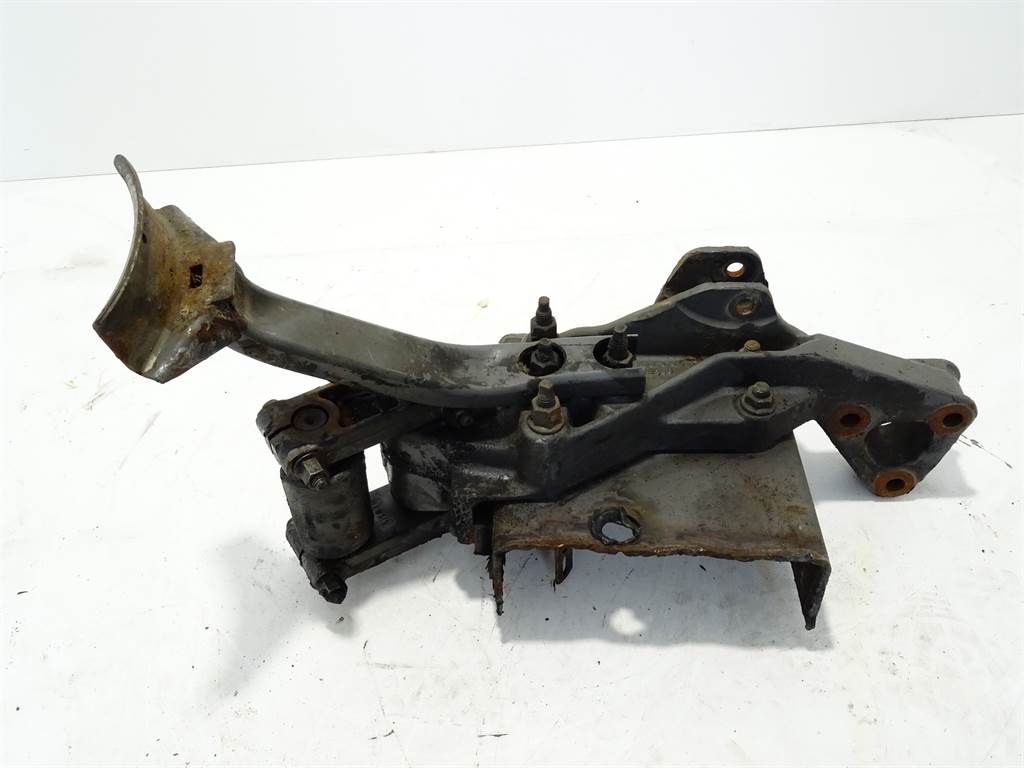 фото №1, Кронштейн рессора перед левый volvo fh12 93-01