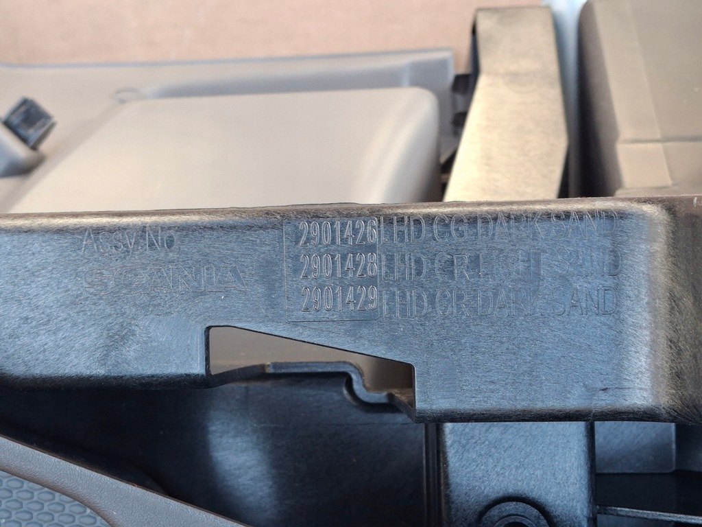 фото №12, Scania r s полиця консоль середня stolik шухляда панель приладів 2901426 2901428