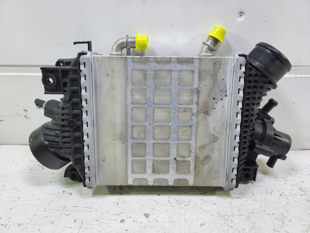 Audi 3.0 v6 интеркулер 059145803q новый Доставка