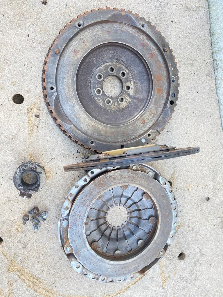 фото №1, Сцепление диск + прижим – renault trafic ii 1.9 dci – 124029110