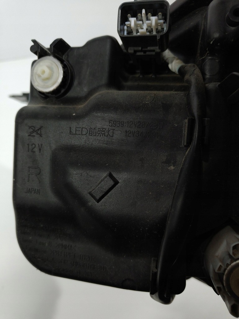 фото №12, Suzuki ignis лампа full led правий перед eu