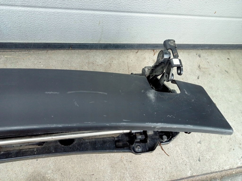 фото №5, Porsche cayenne 9y3 coupe - механизм спойлер задняя 9y3827204c