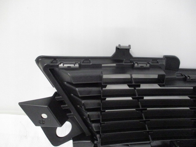 фото №10, Peugeot 2008 ii решётка бампера средняя решётка радиатора