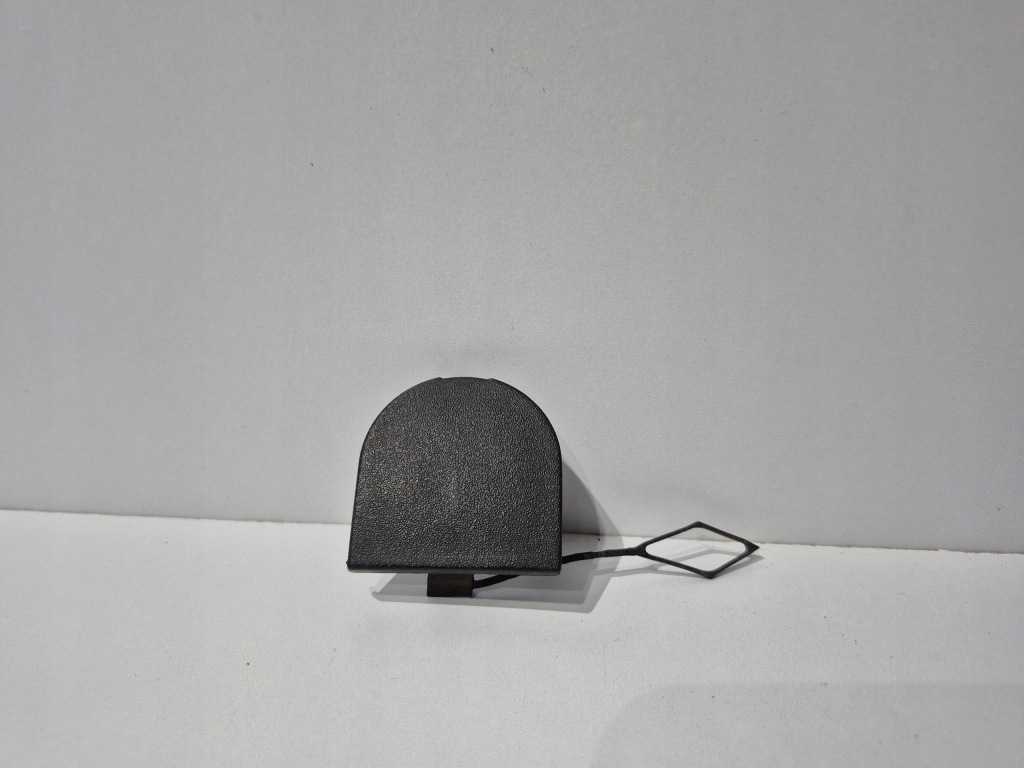 фото №1, Alfa romeo stelvio 16- заглушка фаркоп буксирувальний задня оригінальна