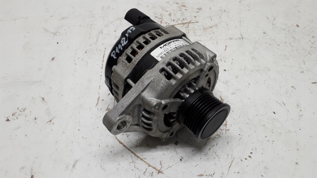 Купити Fiat jeep alfa romeo генератор 52067422 c758 150a