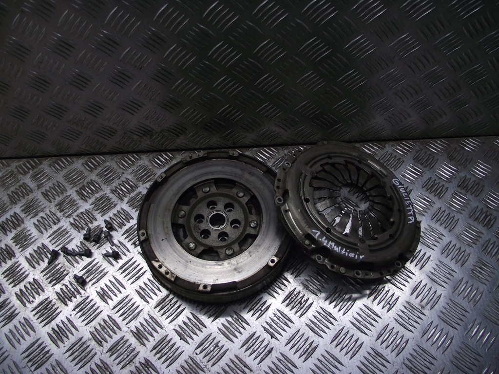 фото №1, Двухмассовый маховик прижим giulietta 12r 1.4multiair