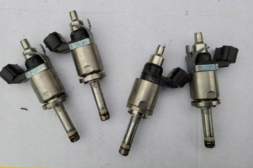 фото №1, Форсунка топлива 2.5 b mazda cx9 cx-9 ii 2016-